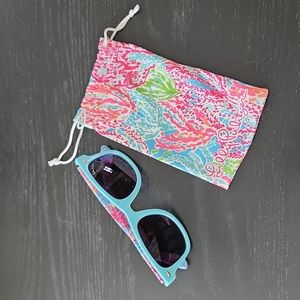 Lilly Pulitzer sunglasses with sleeve